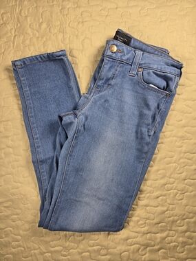 Celebrity Pink Women's Light Blue Skinny Jeans - Stretch Denim